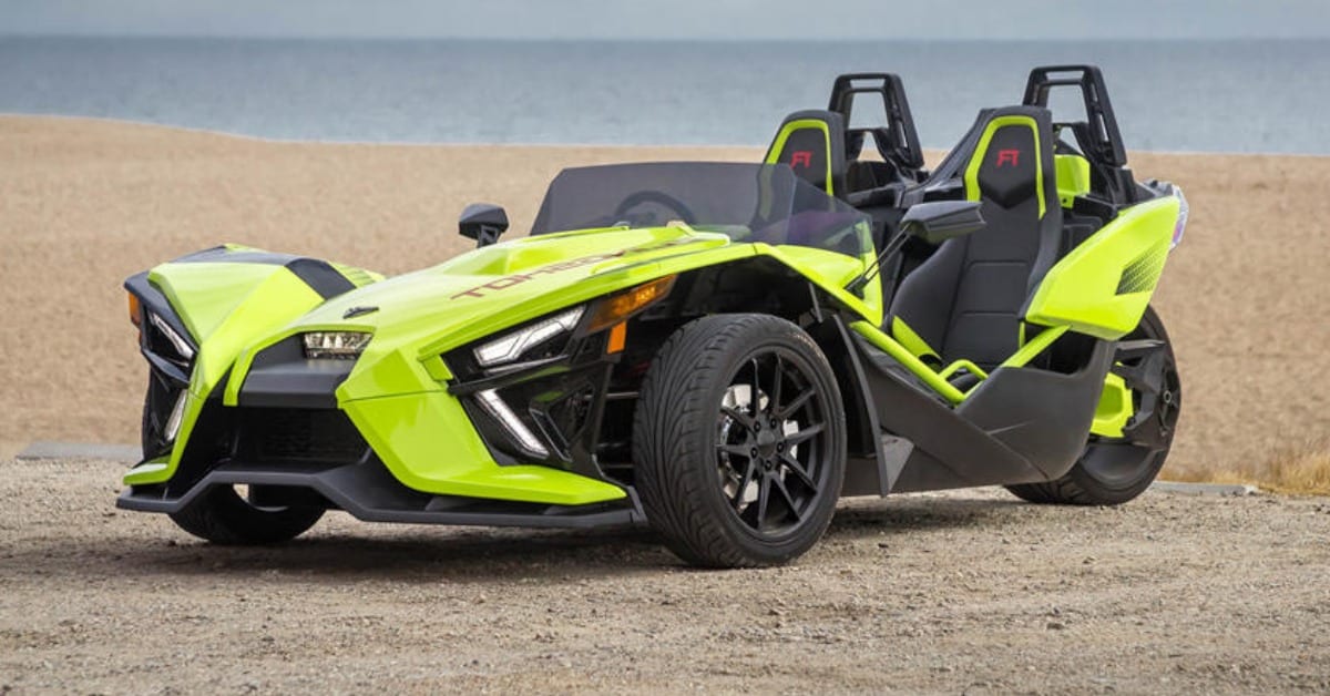 Experience the Thrill of Slingshot Rental in Detroit