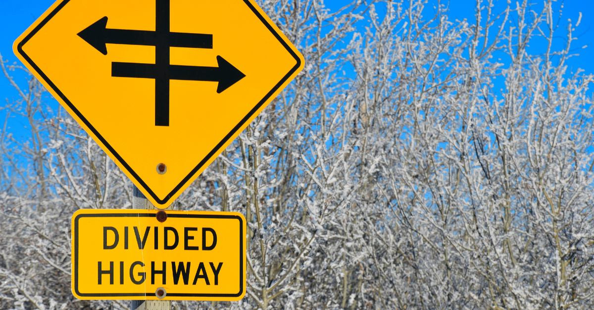 Divided Highways Explained: Safety Features and Driving Tips