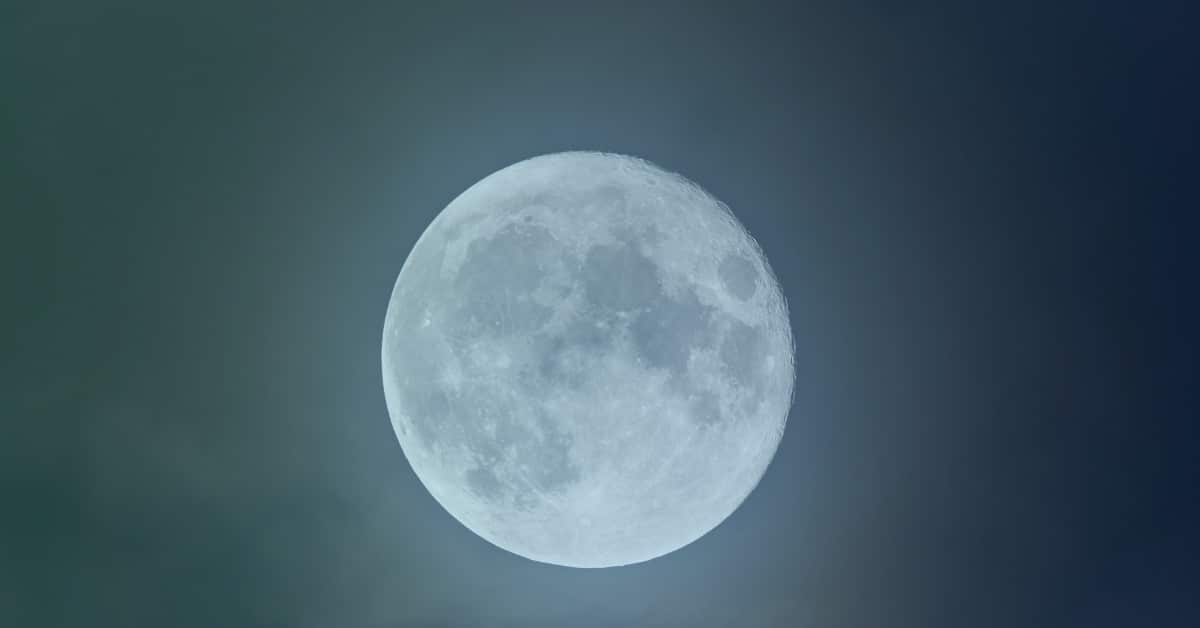 Witness the Rare Blue Supermoon in August 2025 Detroit Chinatown