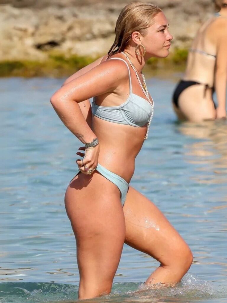 Florence Pugh Has Incredible Body Measurements