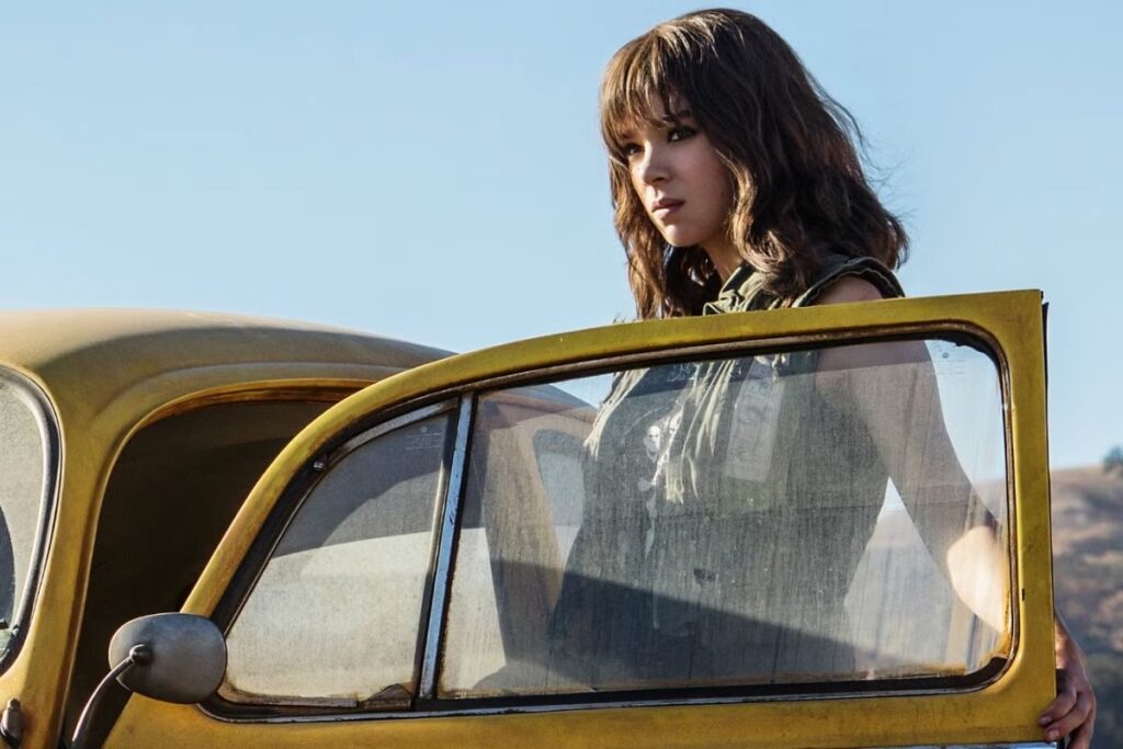 Hailee Steinfeld's role as Charlie Watson in Bumblebee