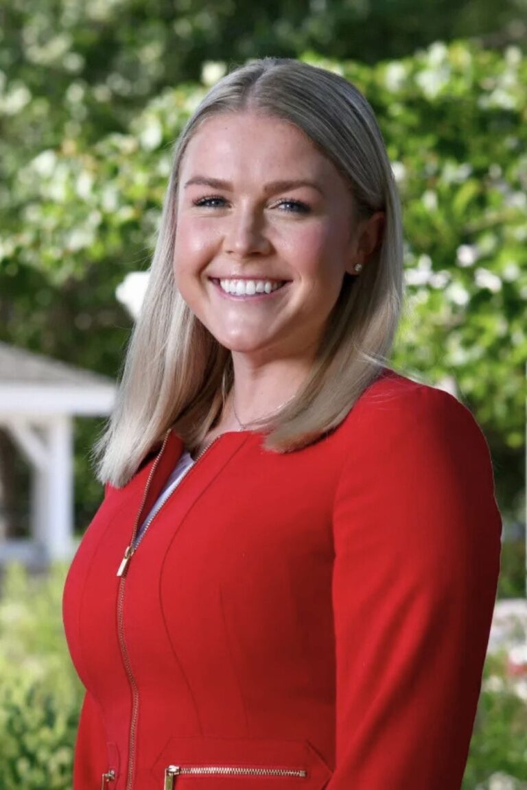 Who Is Karoline Leavitt? Measurements and Wealth of the Youngest White