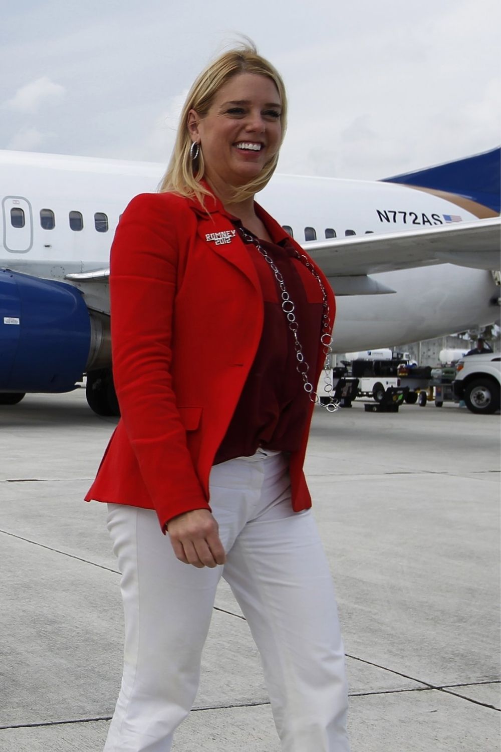 Pam Bondi: Everything About Her Career, Measurements, and Net Worth