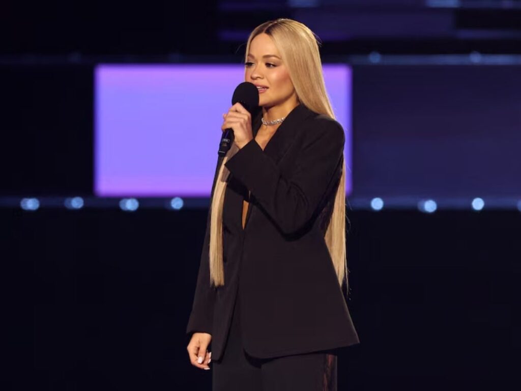 Rita Ora pays tearful tribute to Liam Payne at MTV EMAs