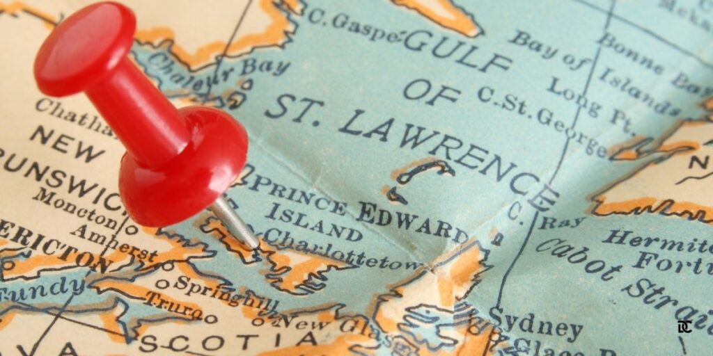 where is prince edward island in canada on map