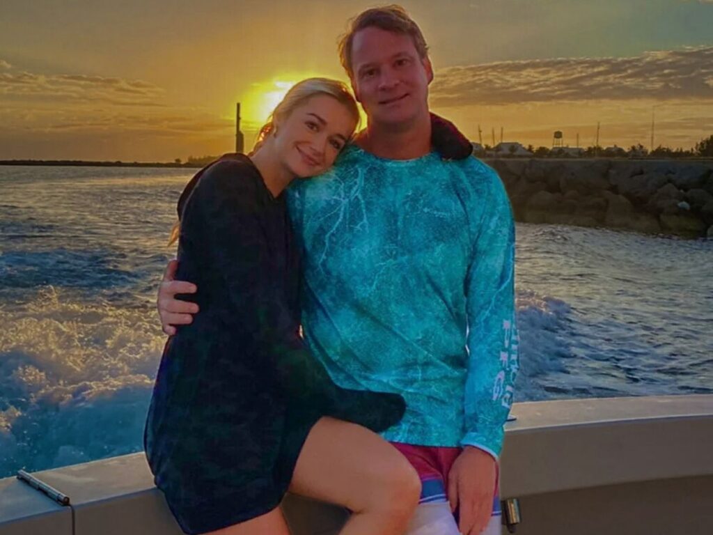 Lane Kiffin shares photo with girlfriend Sally Rychlak