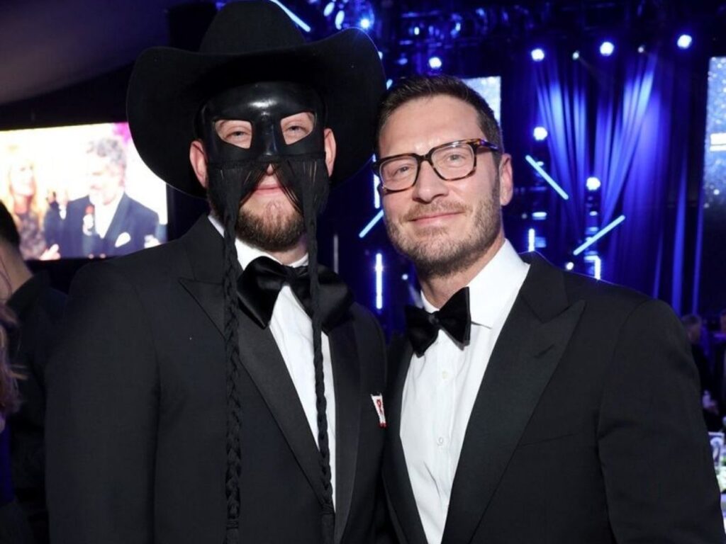 Orville Peck (gay) is in a relationship with William "Billy" Mikelson