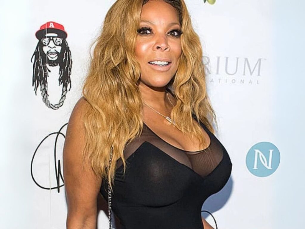 Wendy Williams' bra size is reported to be 34FF